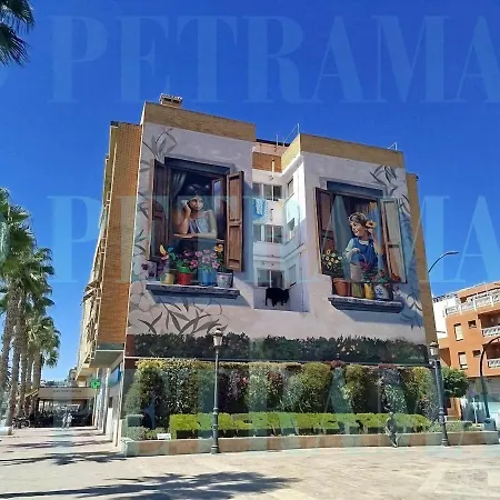 منزل للإقامة Petramar Malaga